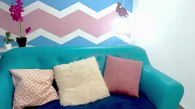 Try our streaming cams variety and talk on a personal level with our adorable girls streamers, showing off their bountiful shapes and dildos.