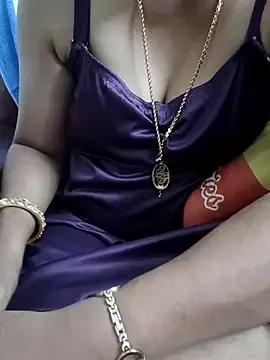 Miss_hot_2030 from StripChat