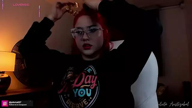 Try our streaming cams variety and talk on a personal level with our adorable girls streamers, showing off their bountiful shapes and dildos.