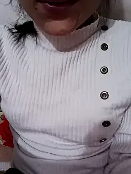 Miss_linaa on StripChat 