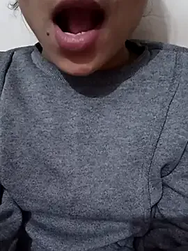 Miss_linaa on StripChat 