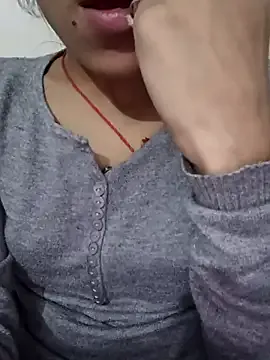 Miss_linaa on StripChat 