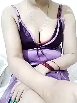 Miss_mahii from StripChat