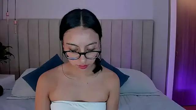 miss_martiina from StripChat