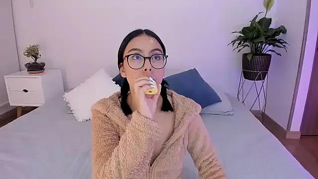 miss_martiina from StripChat