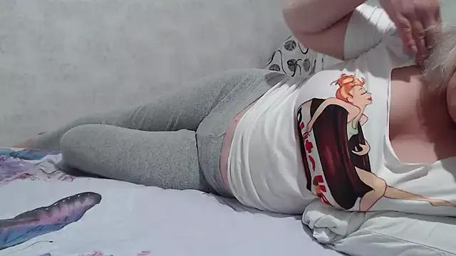 Miss_Night21 from StripChat