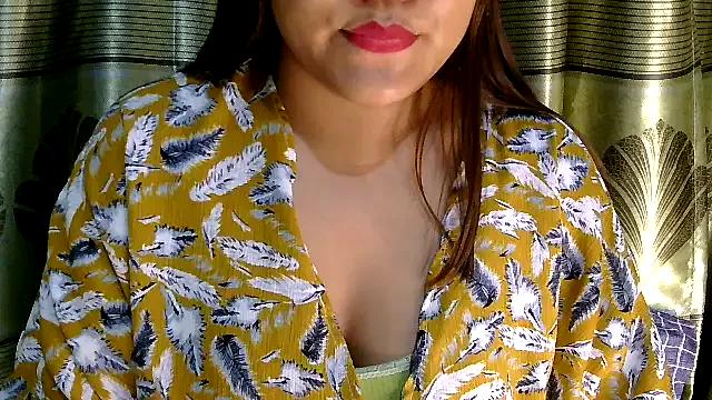 Miss_sanaaa from StripChat