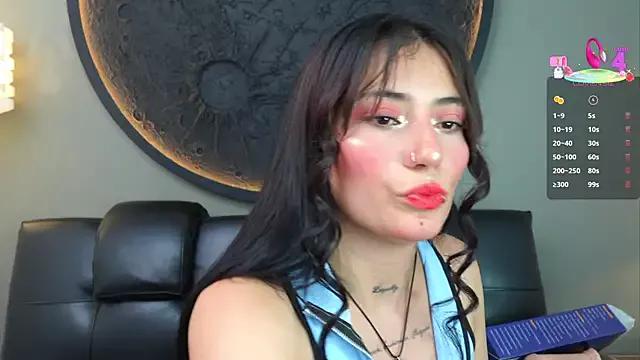 miss_sharlotte18 from StripChat