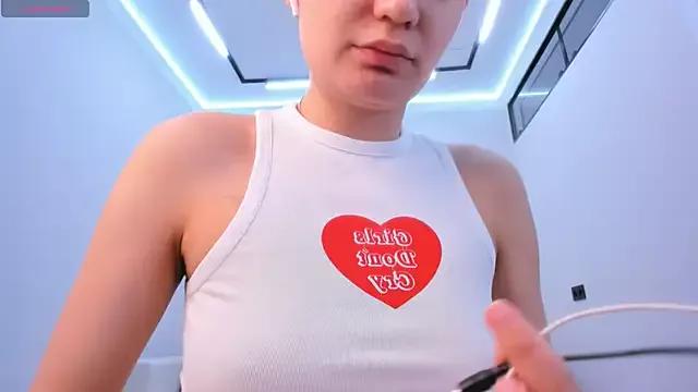 miss_shine from StripChat