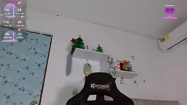 Try our streaming cams variety and talk on a personal level with our adorable girls streamers, showing off their bountiful shapes and dildos.