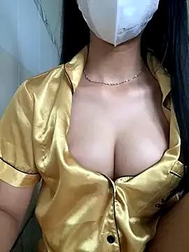 Try our streaming cams variety and talk on a personal level with our adorable girls streamers, showing off their bountiful shapes and dildos.