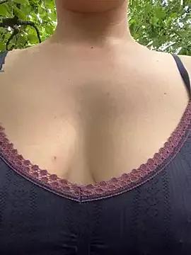 MissaLucy from StripChat