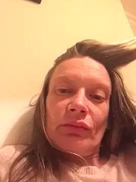 MissAmber21 on StripChat 