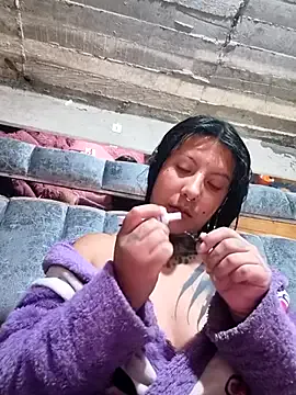 missashlyrosette on StripChat 