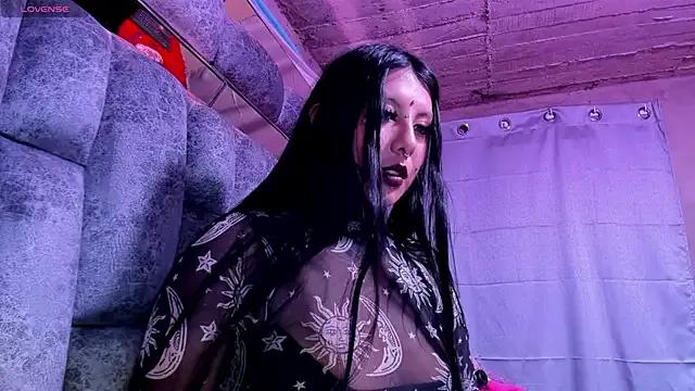 missashlyrosette from StripChat is Freechat