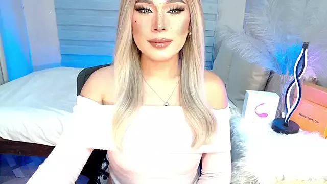 Missavacroft from StripChat