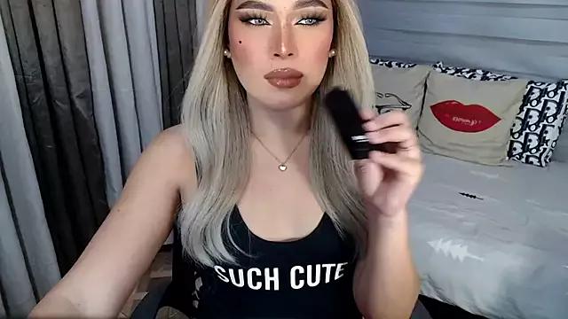 Missavacroft from StripChat