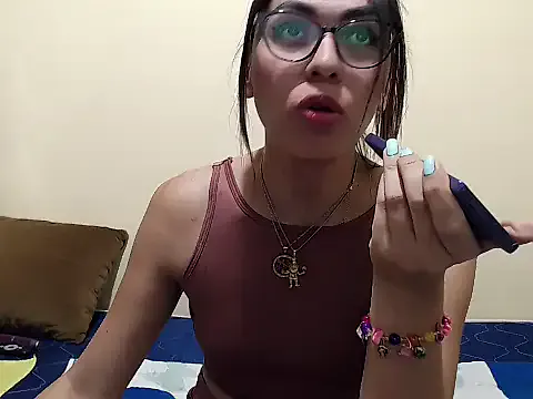 missblu on StripChat 