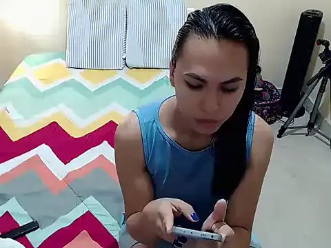 missblu on StripChat 