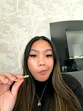 MissCherryyxox from StripChat