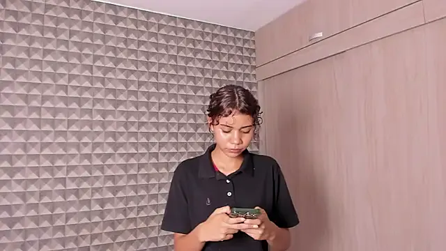 MissDhana on StripChat 