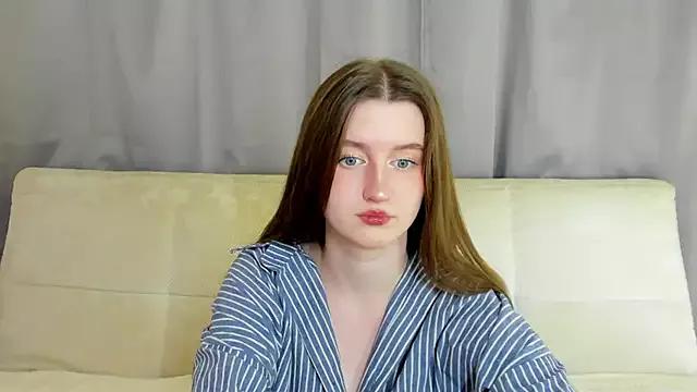 MissFoxy_Ti from StripChat
