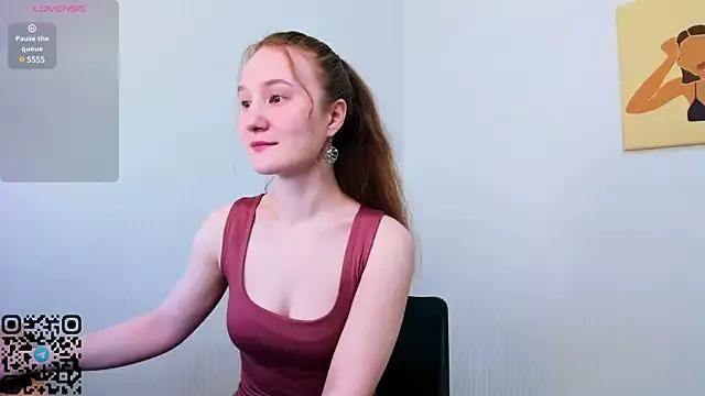 MissFoxys from StripChat