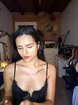MissHazelnut from StripChat