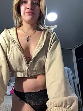 MISSHORNY from StripChat