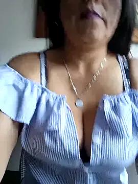 Misshot_01 from StripChat is Freechat