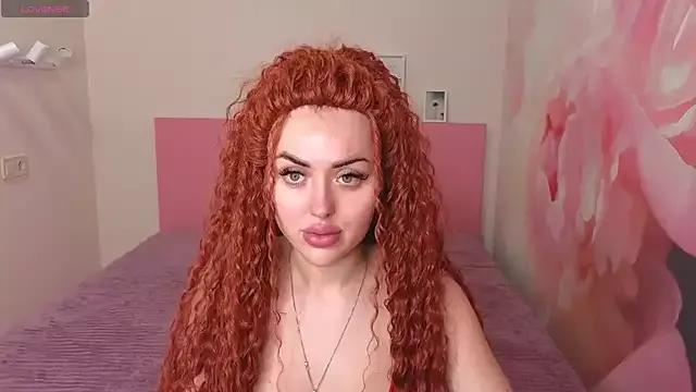 MissisCaty from StripChat