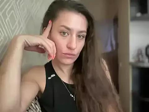 MissKira_Fox from StripChat