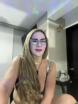 MISSLADYHONSON from StripChat