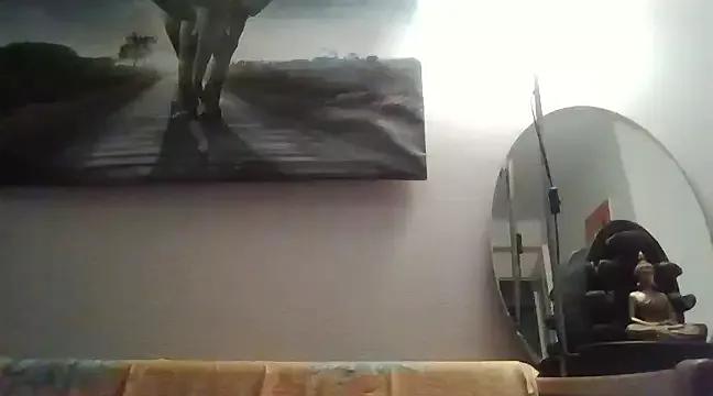 MISSLOTUS75 from StripChat