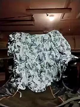 MissMagicMushroom from StripChat