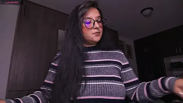 MissMoonn1 from StripChat is Freechat