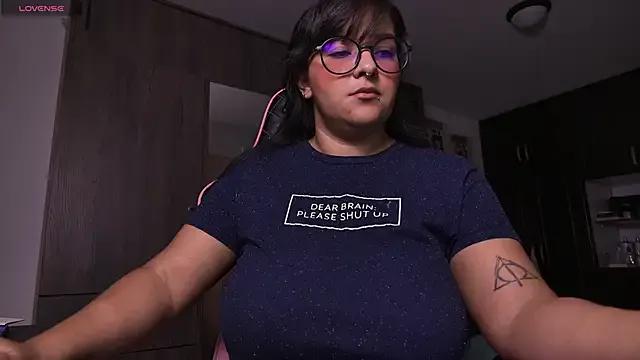 MissMoonn1 from StripChat is Freechat