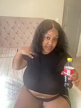 Missmoox24 from StripChat