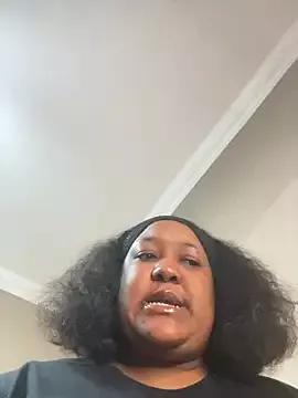 Missmoox24 from StripChat