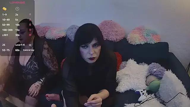 MissNadiaX06 from StripChat