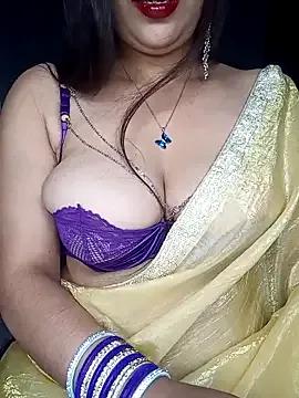 MissNasha from StripChat is Freechat