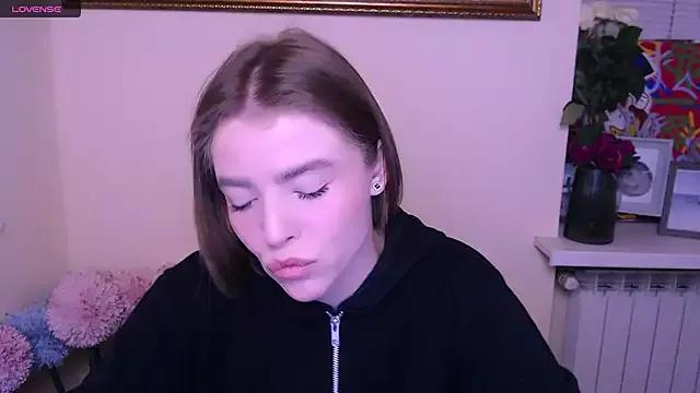 MissOliviaa_ from StripChat