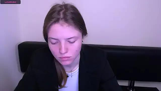 MissOliviaa_ from StripChat