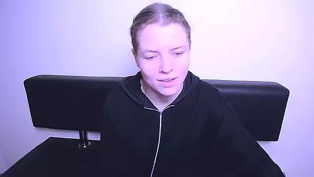 MissOliviaa_ from StripChat