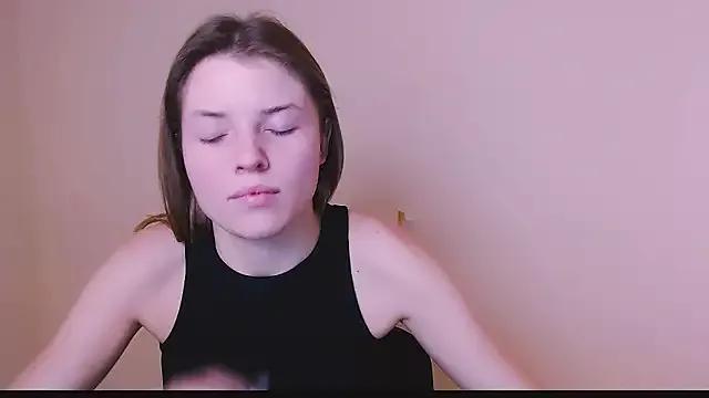 MissOliviaa_ from StripChat
