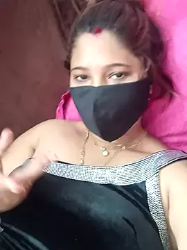 Misspriya03 from StripChat