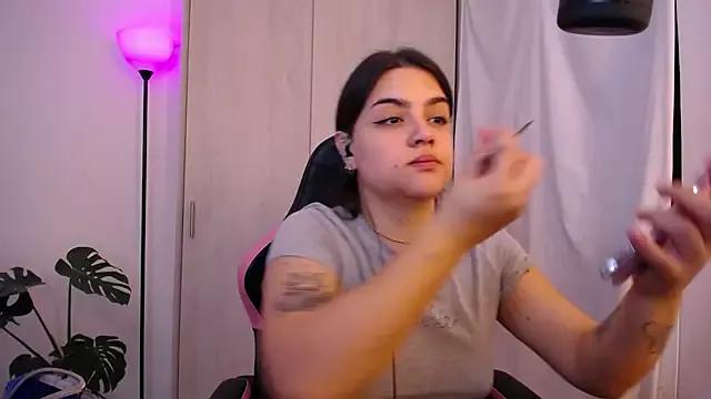 MissPuchi from StripChat