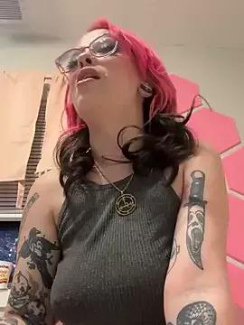 MissRomero from StripChat