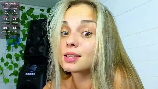 Misss_Vikk from StripChat
