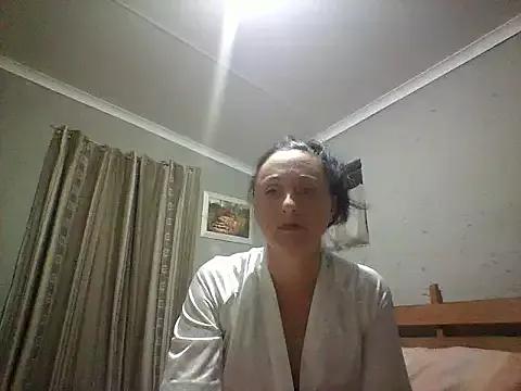 Misssharz123 from StripChat